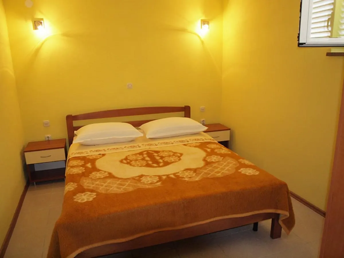 Apartments & Room Masa Starigrad Paklenica 0*,  Croatia